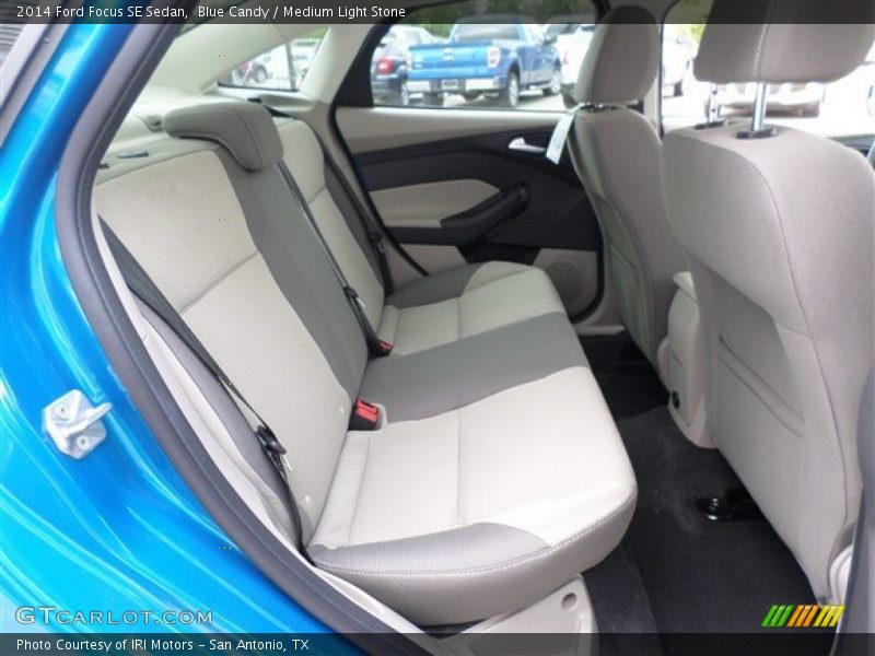 Blue Candy / Medium Light Stone 2014 Ford Focus SE Sedan