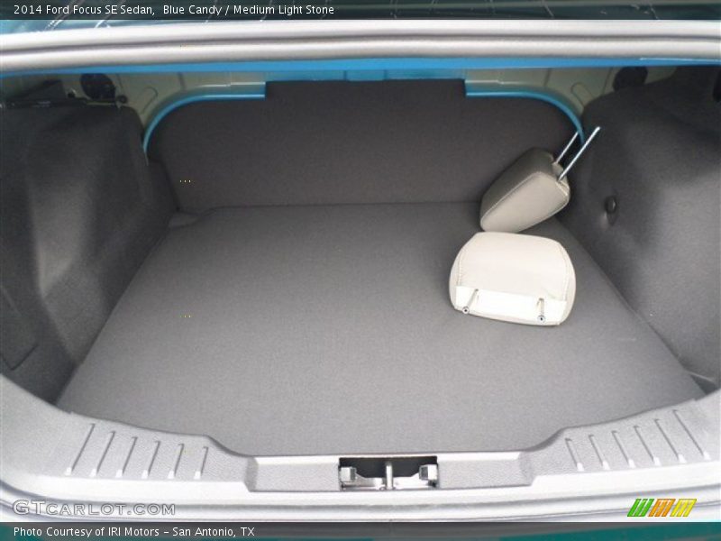 Blue Candy / Medium Light Stone 2014 Ford Focus SE Sedan