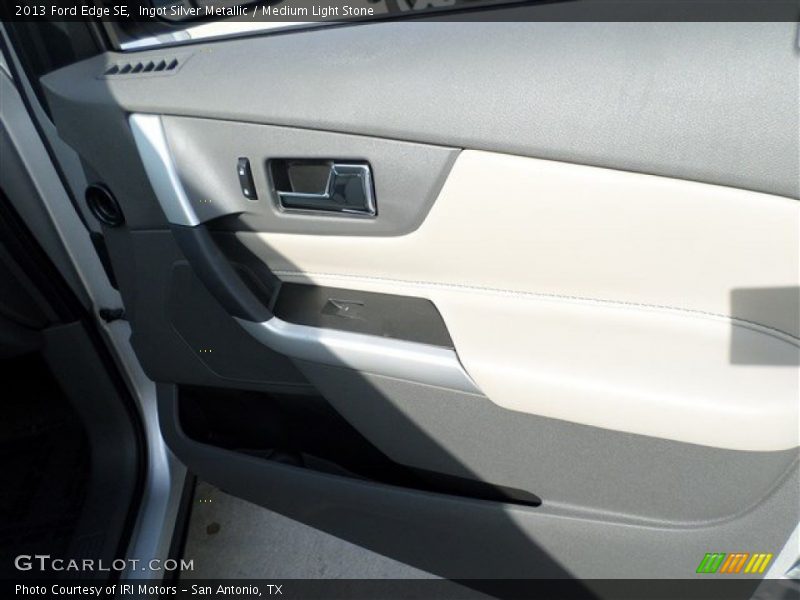 Ingot Silver Metallic / Medium Light Stone 2013 Ford Edge SE
