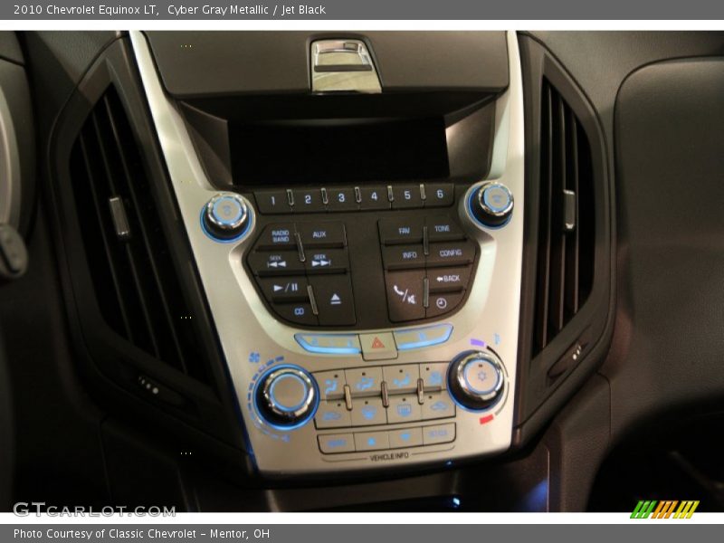 Cyber Gray Metallic / Jet Black 2010 Chevrolet Equinox LT