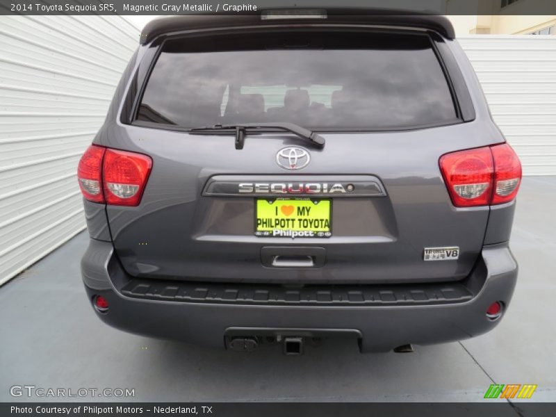 Magnetic Gray Metallic / Graphite 2014 Toyota Sequoia SR5