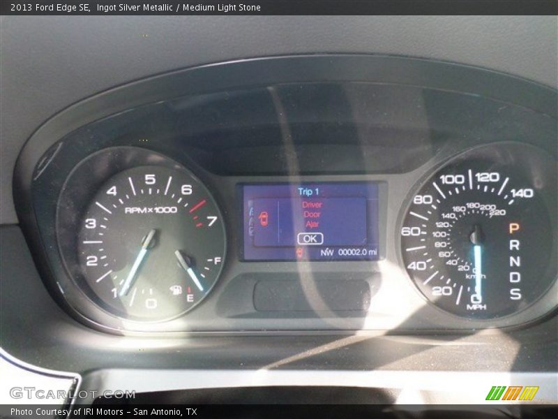 Ingot Silver Metallic / Medium Light Stone 2013 Ford Edge SE