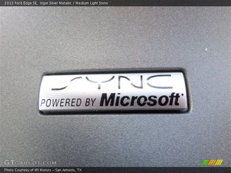 Ingot Silver Metallic / Medium Light Stone 2013 Ford Edge SE