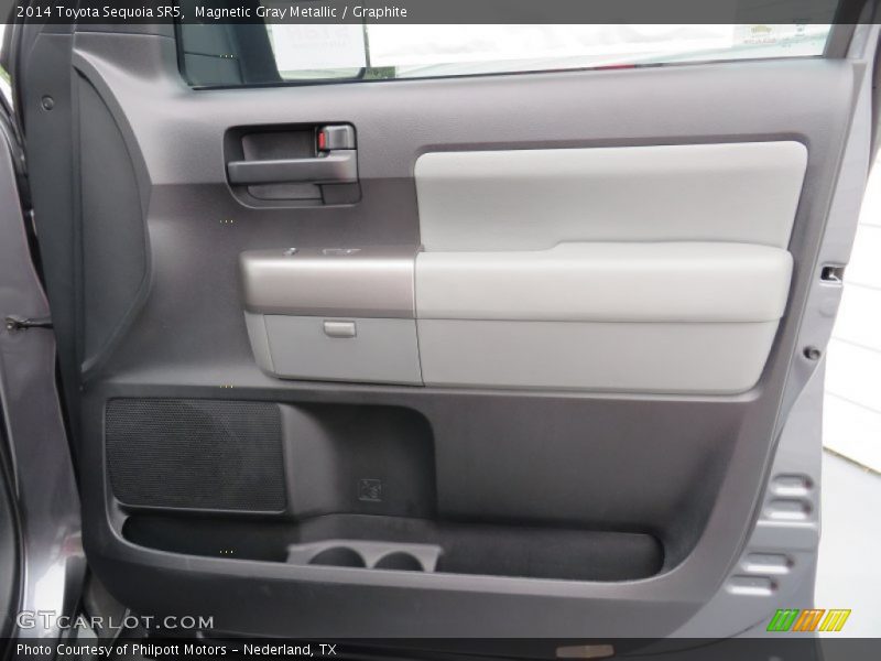 Magnetic Gray Metallic / Graphite 2014 Toyota Sequoia SR5