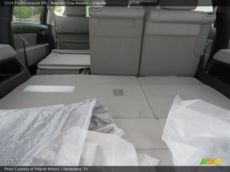 Magnetic Gray Metallic / Graphite 2014 Toyota Sequoia SR5