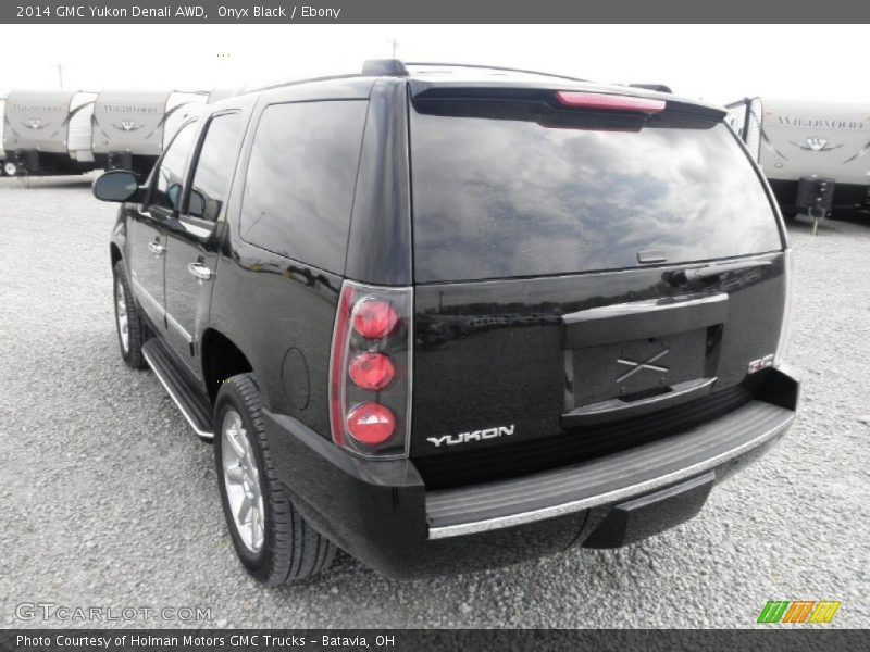 Onyx Black / Ebony 2014 GMC Yukon Denali AWD