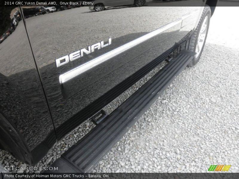 Onyx Black / Ebony 2014 GMC Yukon Denali AWD