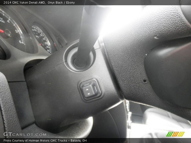 Onyx Black / Ebony 2014 GMC Yukon Denali AWD