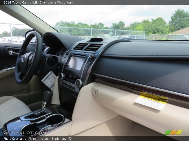 Champagne Mica / Ivory 2014 Toyota Camry XLE