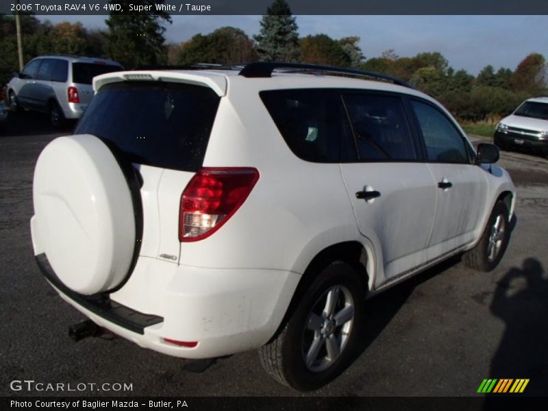 Super White / Taupe 2006 Toyota RAV4 V6 4WD
