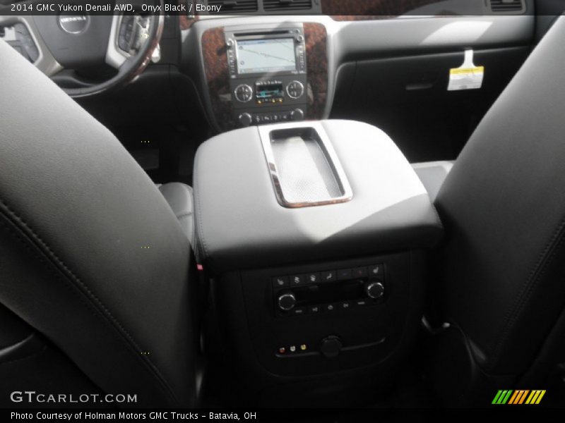 Onyx Black / Ebony 2014 GMC Yukon Denali AWD