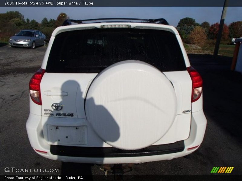 Super White / Taupe 2006 Toyota RAV4 V6 4WD