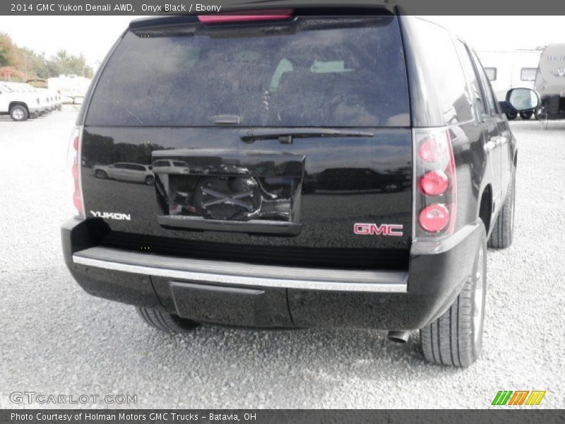 Onyx Black / Ebony 2014 GMC Yukon Denali AWD