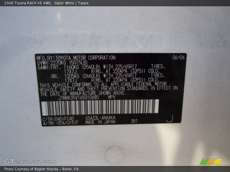 Super White / Taupe 2006 Toyota RAV4 V6 4WD
