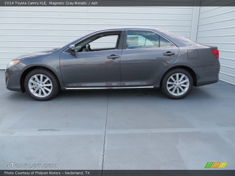 Magnetic Gray Metallic / Ash 2014 Toyota Camry XLE