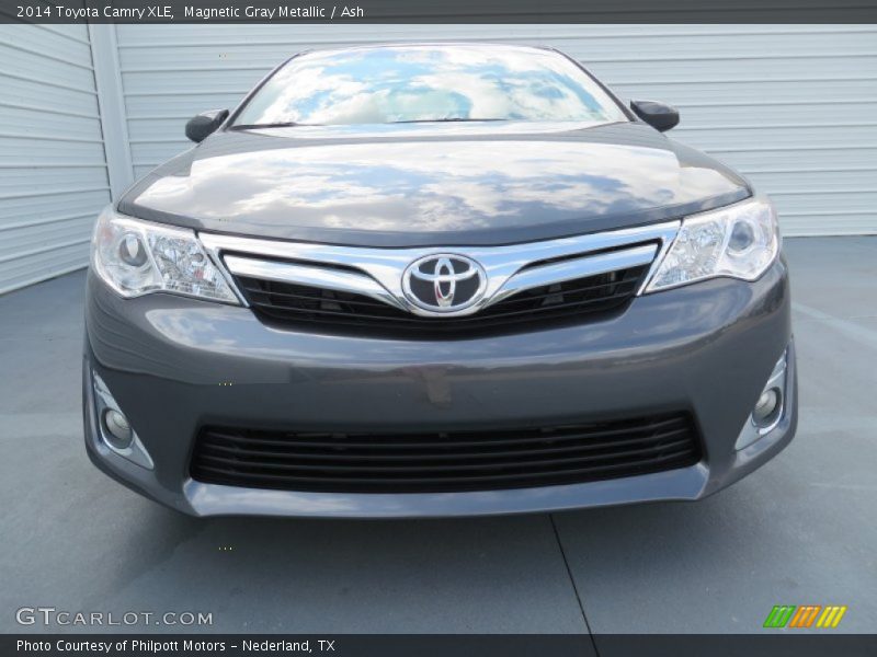 Magnetic Gray Metallic / Ash 2014 Toyota Camry XLE