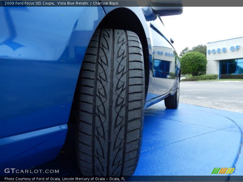 Vista Blue Metallic / Charcoal Black 2009 Ford Focus SES Coupe