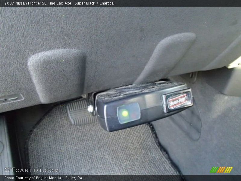 Super Black / Charcoal 2007 Nissan Frontier SE King Cab 4x4