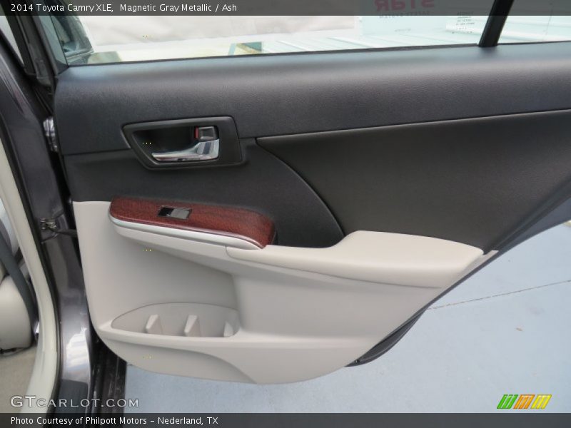 Magnetic Gray Metallic / Ash 2014 Toyota Camry XLE