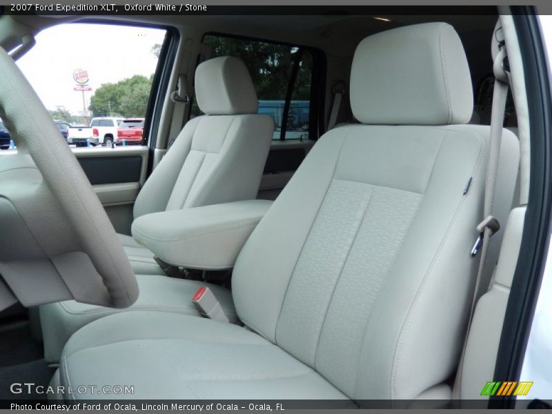 Oxford White / Stone 2007 Ford Expedition XLT