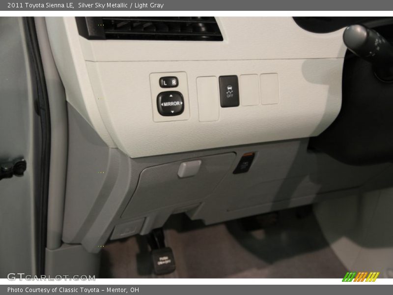 Silver Sky Metallic / Light Gray 2011 Toyota Sienna LE