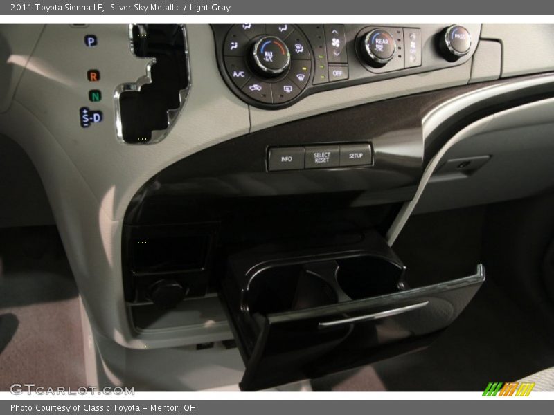 Silver Sky Metallic / Light Gray 2011 Toyota Sienna LE