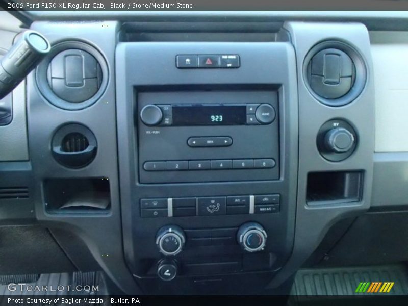 Black / Stone/Medium Stone 2009 Ford F150 XL Regular Cab