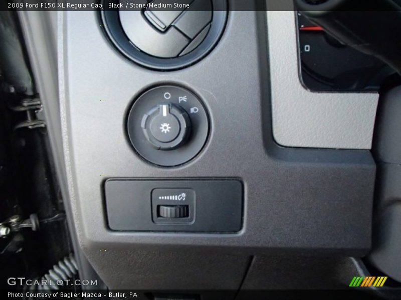 Black / Stone/Medium Stone 2009 Ford F150 XL Regular Cab