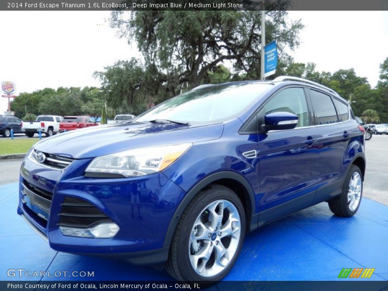 Front 3/4 View of 2014 Escape Titanium 1.6L EcoBoost
