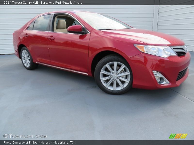 Barcelona Red Metallic / Ivory 2014 Toyota Camry XLE