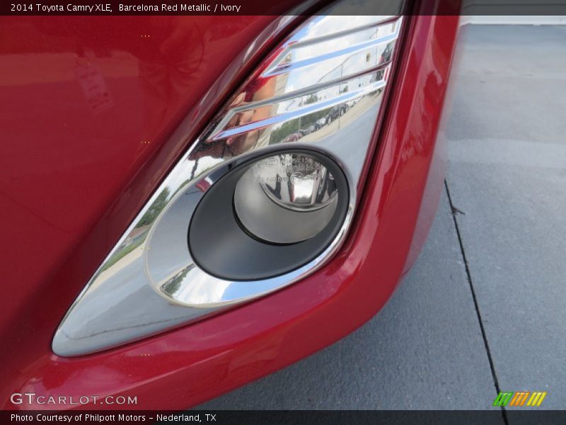 Barcelona Red Metallic / Ivory 2014 Toyota Camry XLE