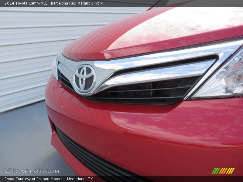 Barcelona Red Metallic / Ivory 2014 Toyota Camry XLE