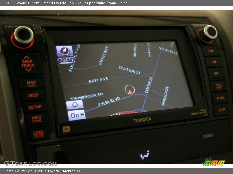 Super White / Sand Beige 2010 Toyota Tundra Limited Double Cab 4x4