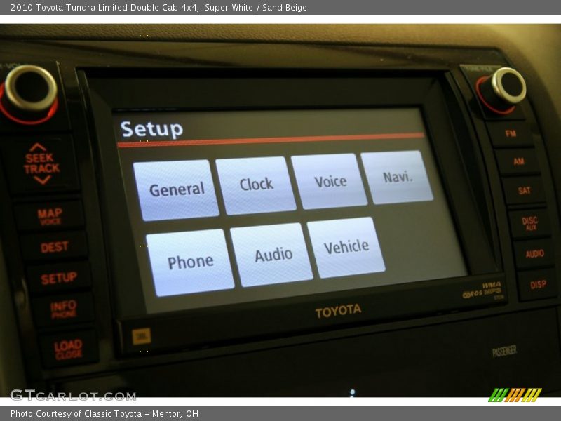 Super White / Sand Beige 2010 Toyota Tundra Limited Double Cab 4x4