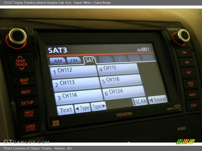 Super White / Sand Beige 2010 Toyota Tundra Limited Double Cab 4x4