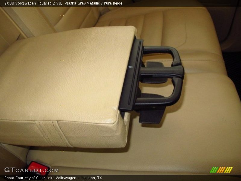 Alaska Grey Metallic / Pure Beige 2008 Volkswagen Touareg 2 V8