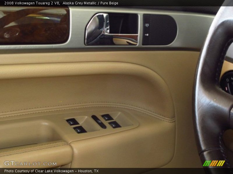 Alaska Grey Metallic / Pure Beige 2008 Volkswagen Touareg 2 V8