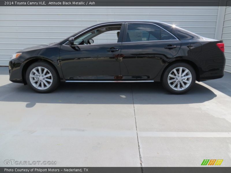 Attitude Black Metallic / Ash 2014 Toyota Camry XLE