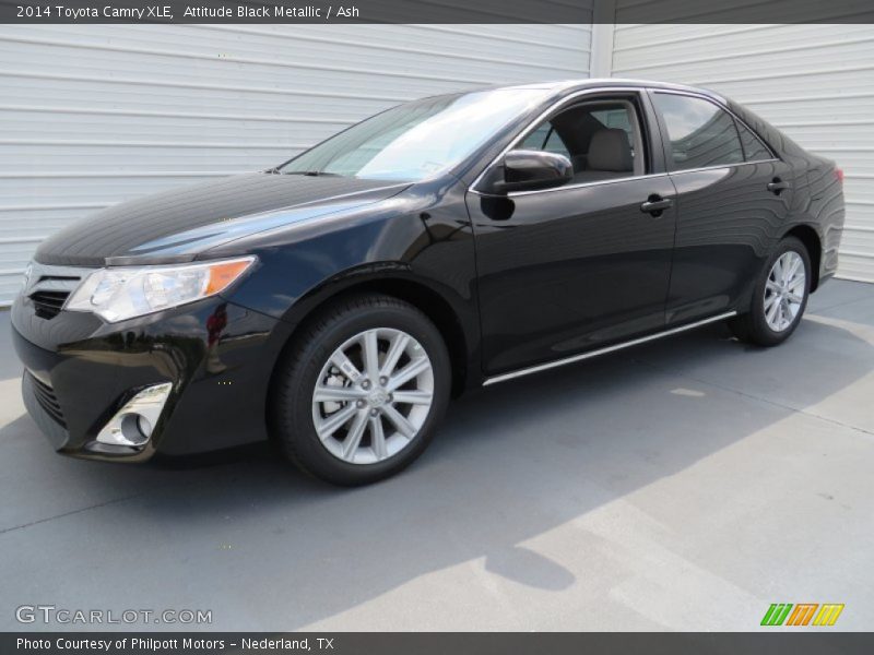 Attitude Black Metallic / Ash 2014 Toyota Camry XLE