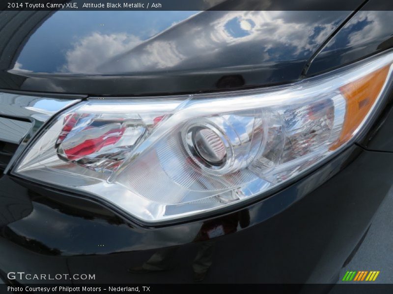 Attitude Black Metallic / Ash 2014 Toyota Camry XLE
