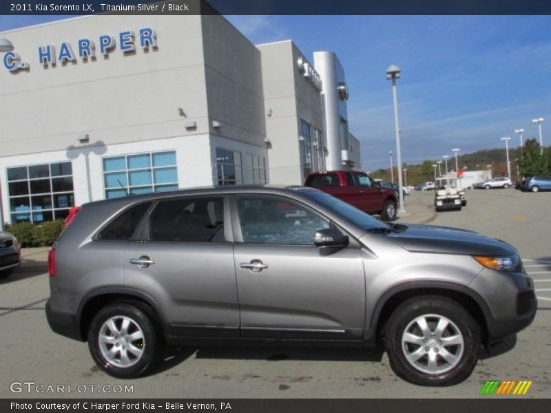 Titanium Silver / Black 2011 Kia Sorento LX