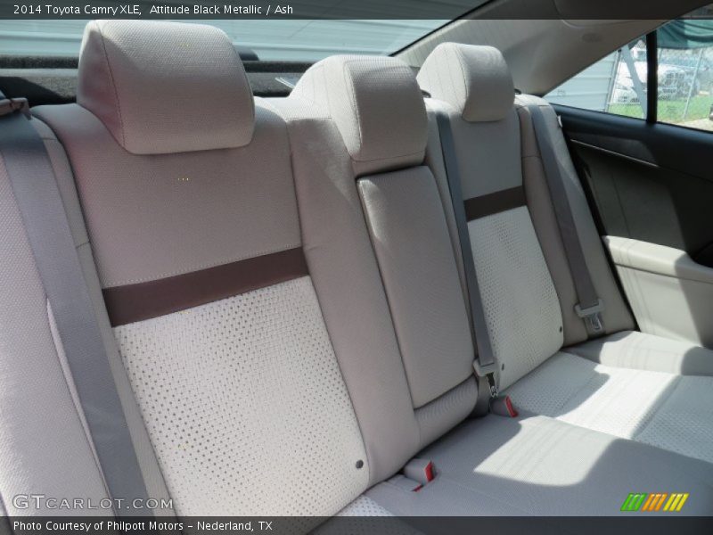 Attitude Black Metallic / Ash 2014 Toyota Camry XLE