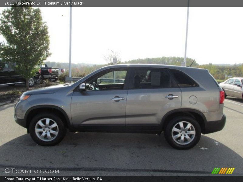 Titanium Silver / Black 2011 Kia Sorento LX