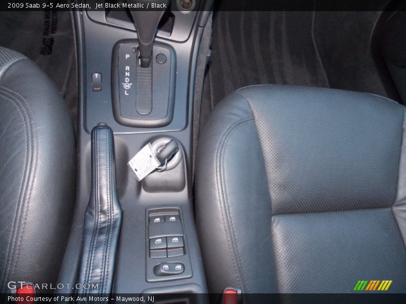 Jet Black Metallic / Black 2009 Saab 9-5 Aero Sedan