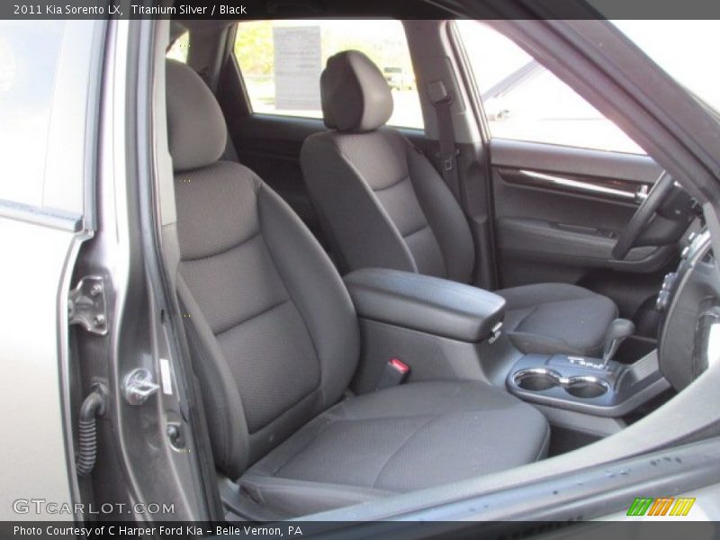 Titanium Silver / Black 2011 Kia Sorento LX