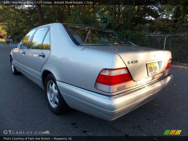 Brilliant Silver Metallic / Grey 1997 Mercedes-Benz S 420 Sedan