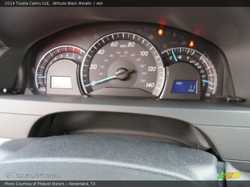 Attitude Black Metallic / Ash 2014 Toyota Camry XLE