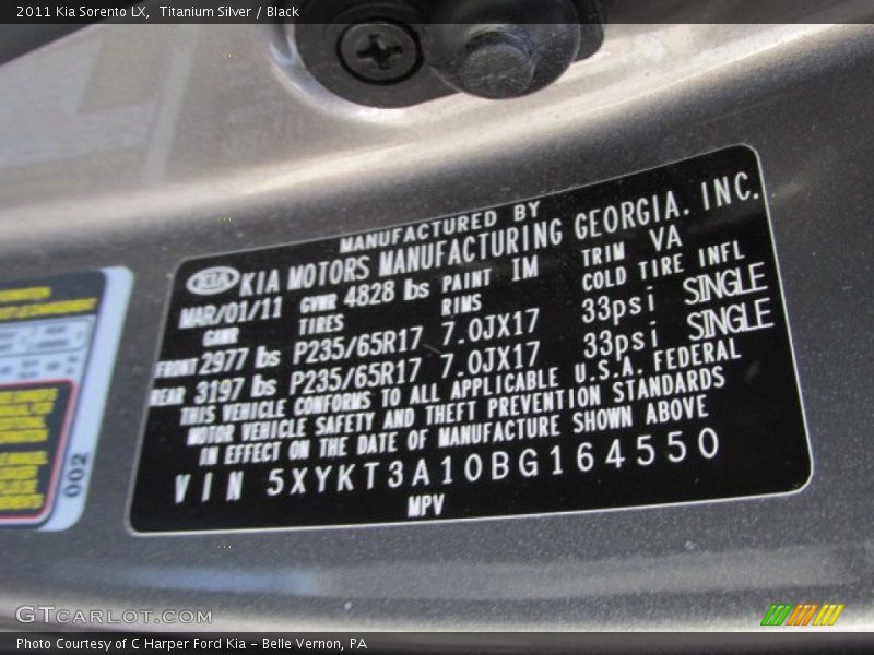 Titanium Silver / Black 2011 Kia Sorento LX