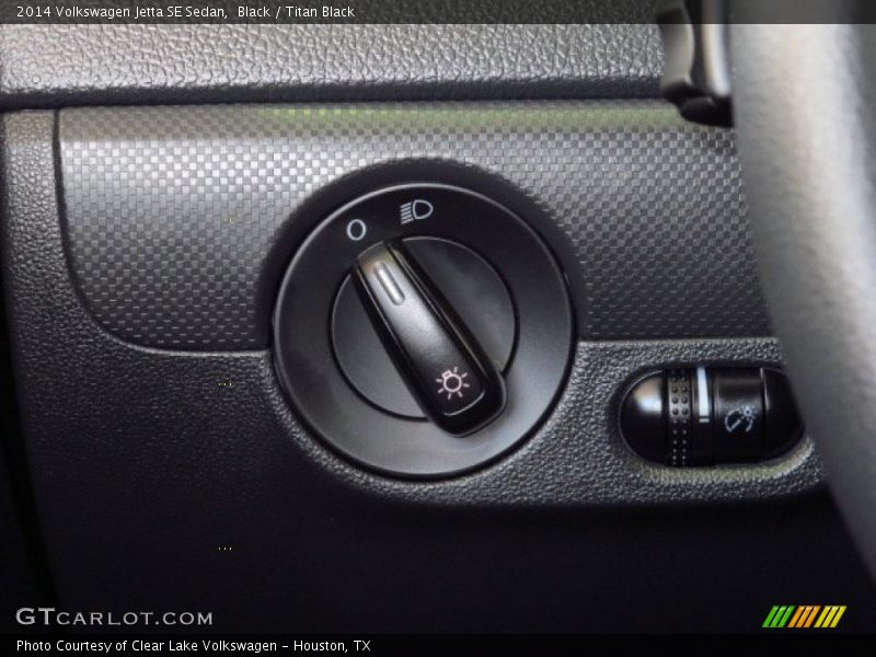 Black / Titan Black 2014 Volkswagen Jetta SE Sedan