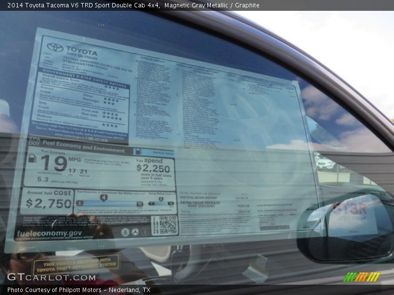 Magnetic Gray Metallic / Graphite 2014 Toyota Tacoma V6 TRD Sport Double Cab 4x4